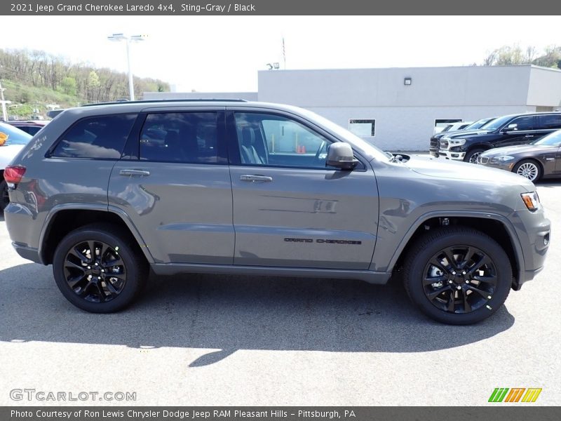 Sting-Gray / Black 2021 Jeep Grand Cherokee Laredo 4x4