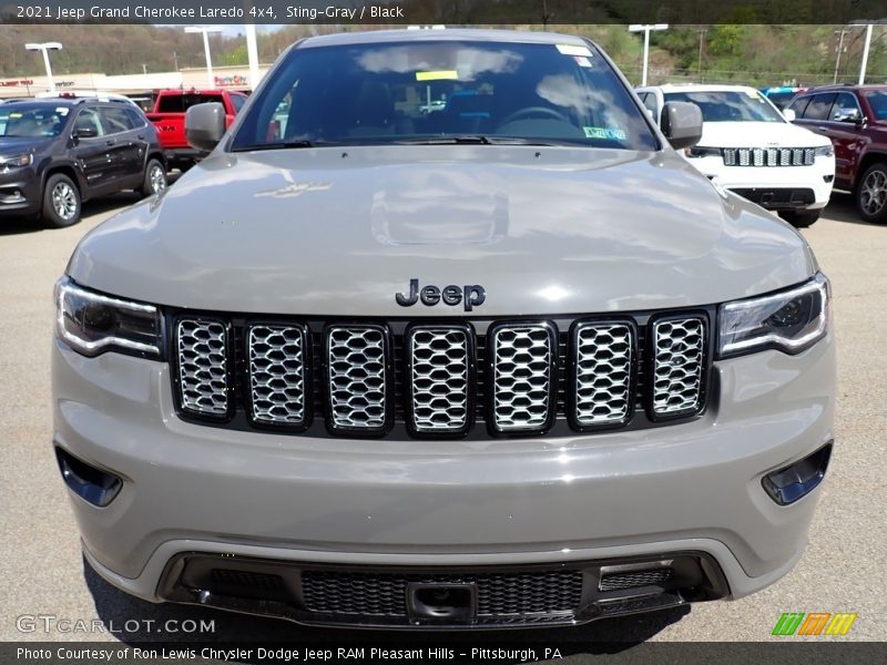 Sting-Gray / Black 2021 Jeep Grand Cherokee Laredo 4x4