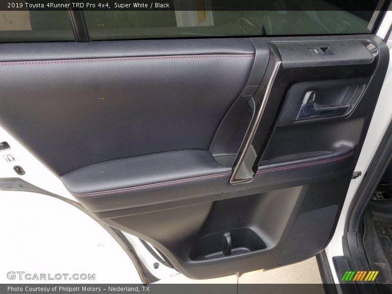 Super White / Black 2019 Toyota 4Runner TRD Pro 4x4