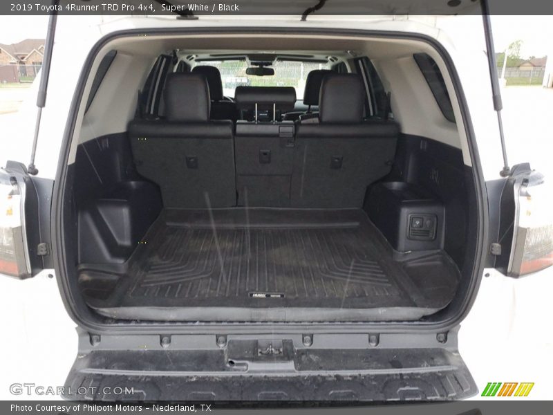 Super White / Black 2019 Toyota 4Runner TRD Pro 4x4