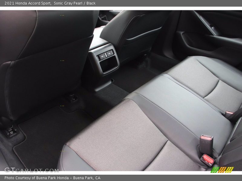 Sonic Gray Pearl / Black 2021 Honda Accord Sport
