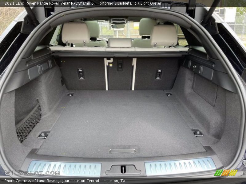  2021 Range Rover Velar R-Dynamic S Trunk