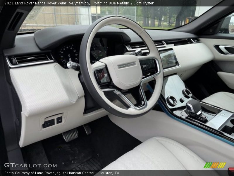 Dashboard of 2021 Range Rover Velar R-Dynamic S