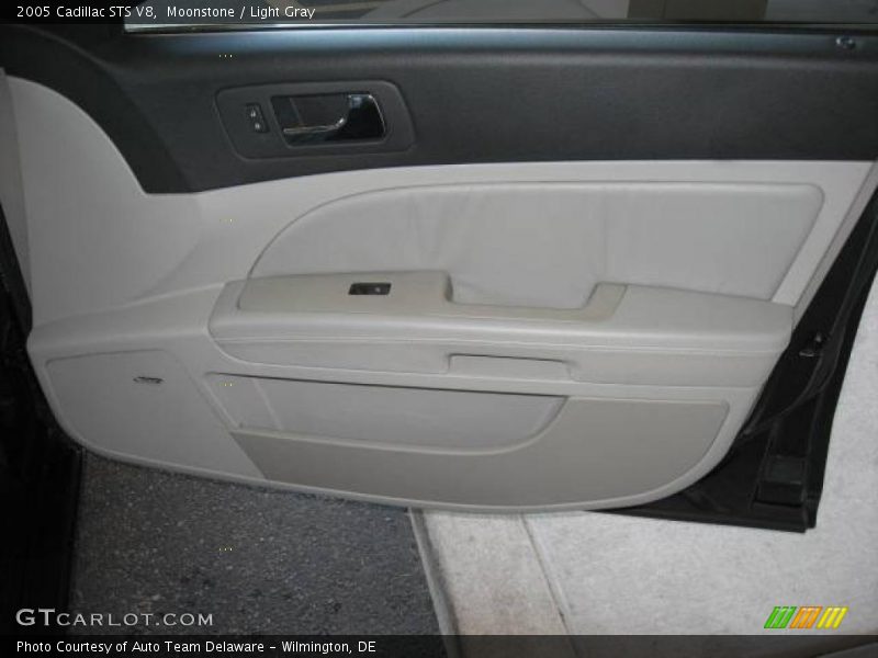 Moonstone / Light Gray 2005 Cadillac STS V8