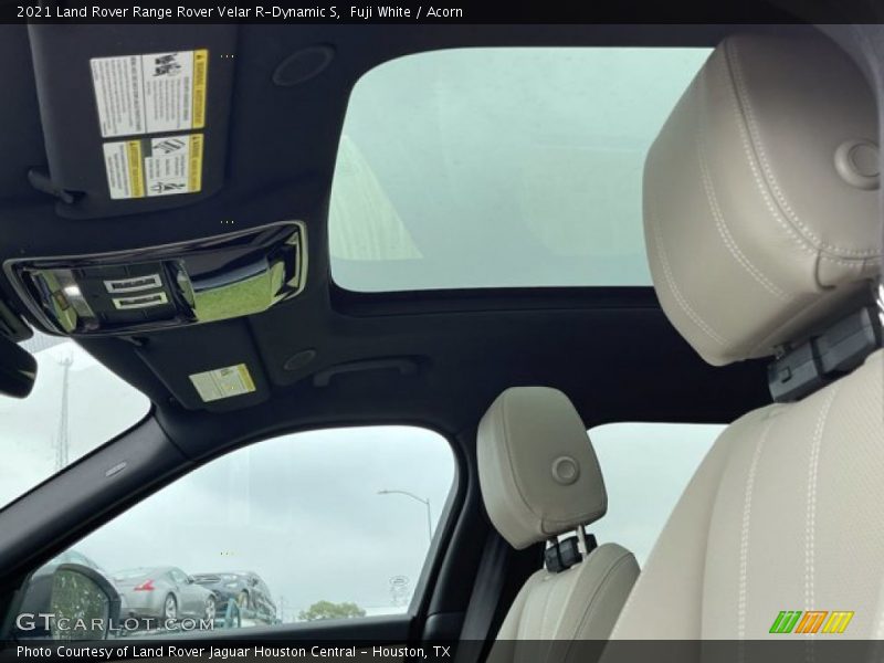 Fuji White / Acorn 2021 Land Rover Range Rover Velar R-Dynamic S