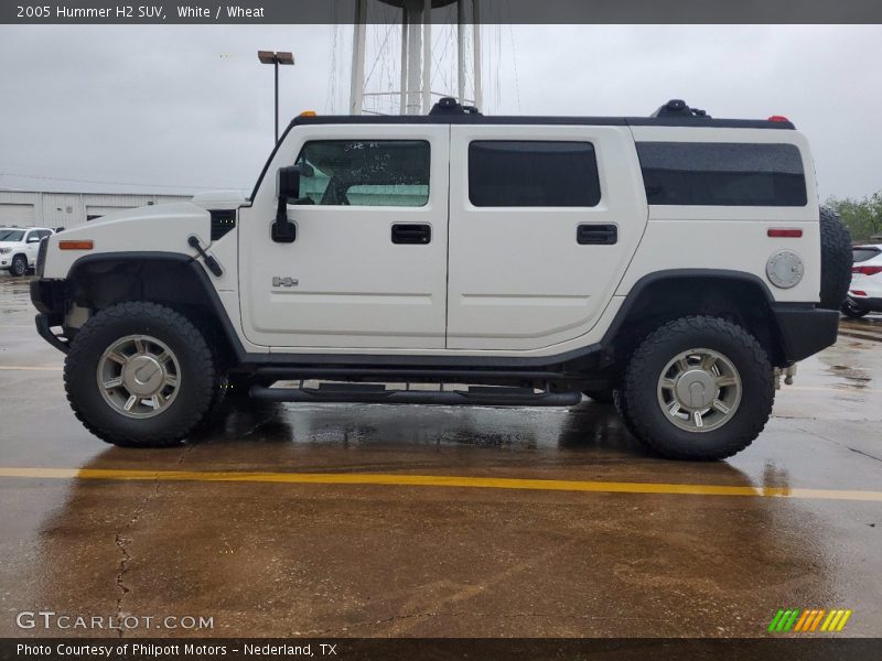 White / Wheat 2005 Hummer H2 SUV