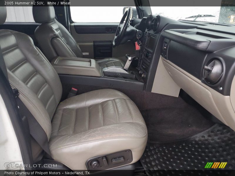 White / Wheat 2005 Hummer H2 SUV