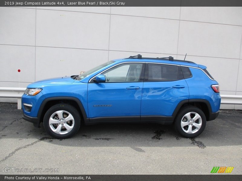 Laser Blue Pearl / Black/Ski Gray 2019 Jeep Compass Latitude 4x4
