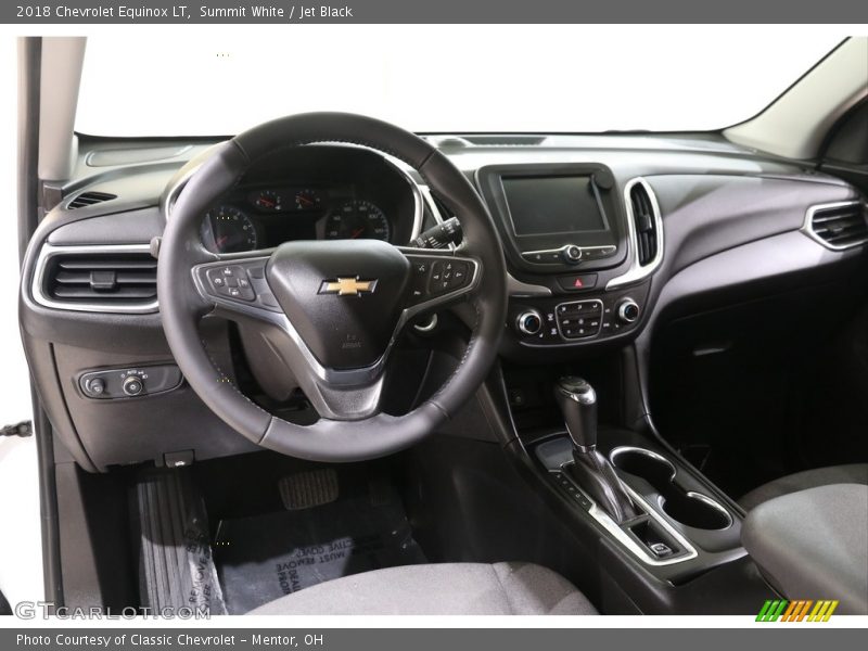 Summit White / Jet Black 2018 Chevrolet Equinox LT