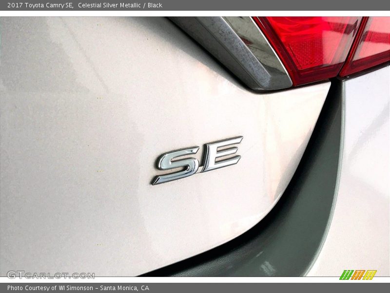 Celestial Silver Metallic / Black 2017 Toyota Camry SE