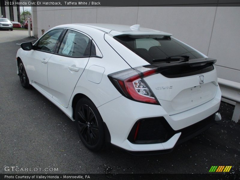 Taffeta White / Black 2019 Honda Civic EX Hatchback
