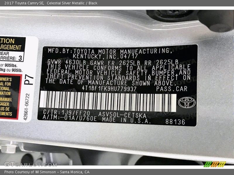 Celestial Silver Metallic / Black 2017 Toyota Camry SE