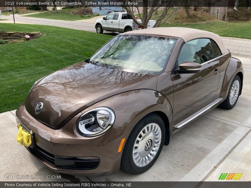 Front 3/4 View of 2015 Beetle 1.8T Convertible