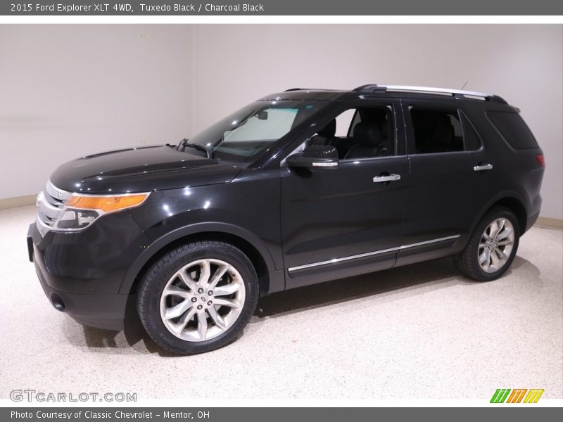 Tuxedo Black / Charcoal Black 2015 Ford Explorer XLT 4WD