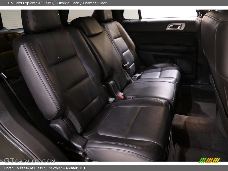 Tuxedo Black / Charcoal Black 2015 Ford Explorer XLT 4WD