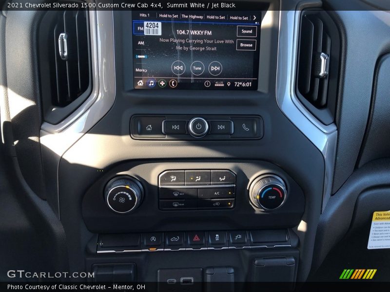 Summit White / Jet Black 2021 Chevrolet Silverado 1500 Custom Crew Cab 4x4