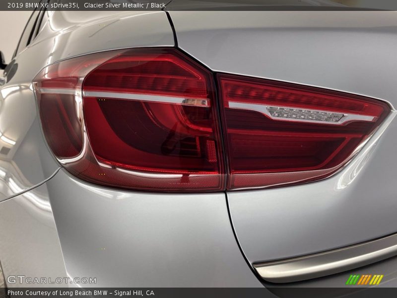 Glacier Silver Metallic / Black 2019 BMW X6 sDrive35i