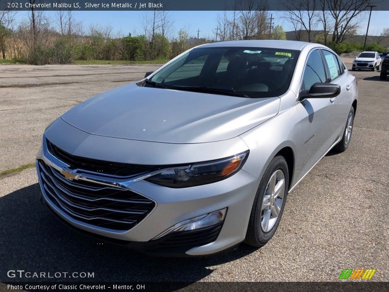 Silver Ice Metallic / Jet Black 2021 Chevrolet Malibu LS