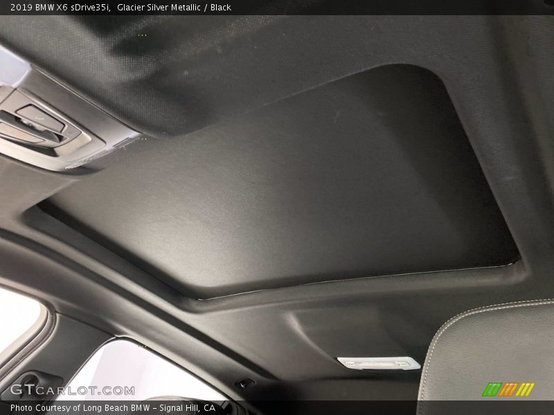 Glacier Silver Metallic / Black 2019 BMW X6 sDrive35i