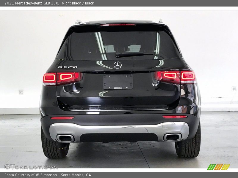 Night Black / Black 2021 Mercedes-Benz GLB 250