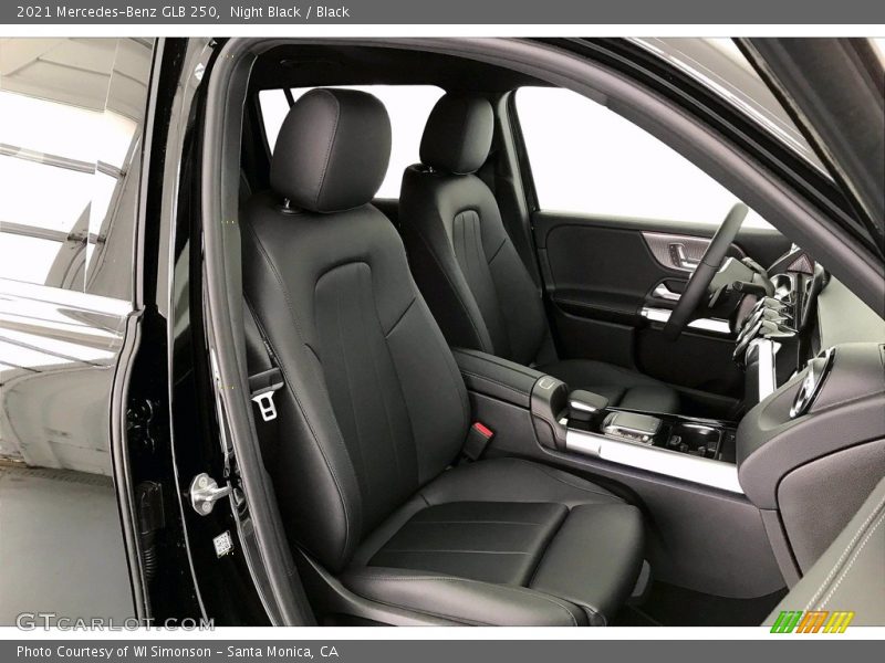 Night Black / Black 2021 Mercedes-Benz GLB 250