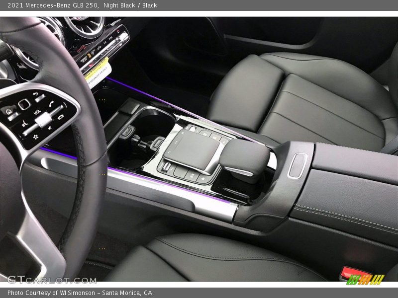 Night Black / Black 2021 Mercedes-Benz GLB 250