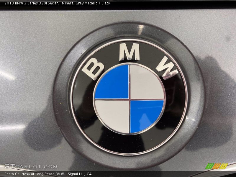 Mineral Grey Metallic / Black 2018 BMW 3 Series 320i Sedan