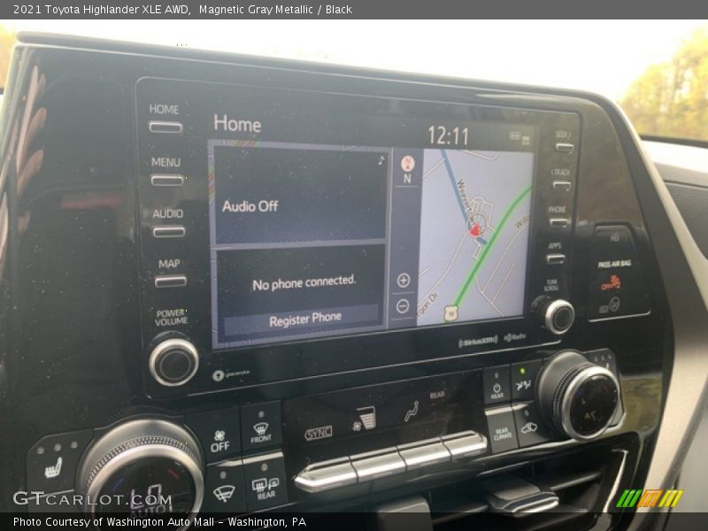 Magnetic Gray Metallic / Black 2021 Toyota Highlander XLE AWD