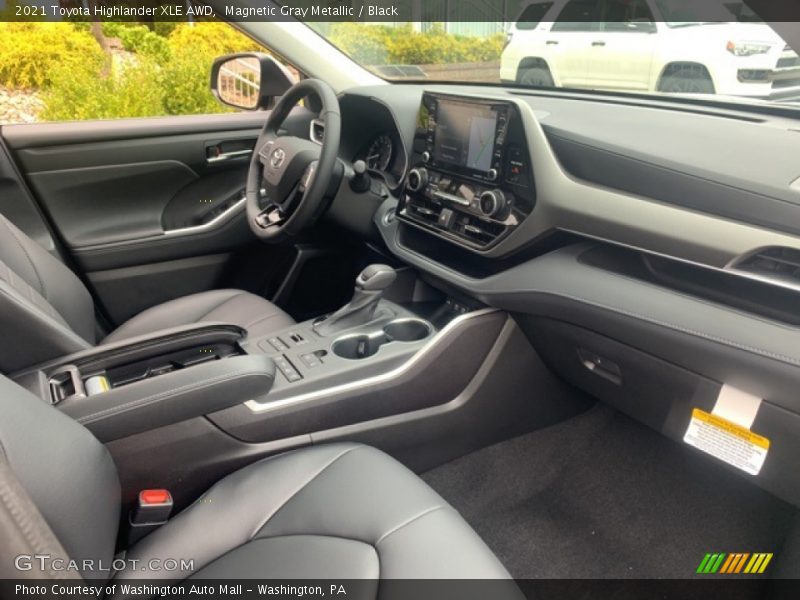 Magnetic Gray Metallic / Black 2021 Toyota Highlander XLE AWD