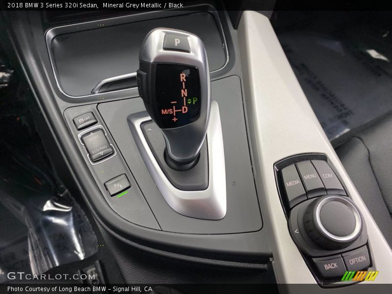 Mineral Grey Metallic / Black 2018 BMW 3 Series 320i Sedan