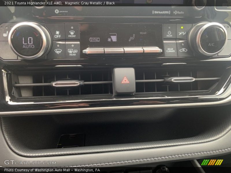 Magnetic Gray Metallic / Black 2021 Toyota Highlander XLE AWD