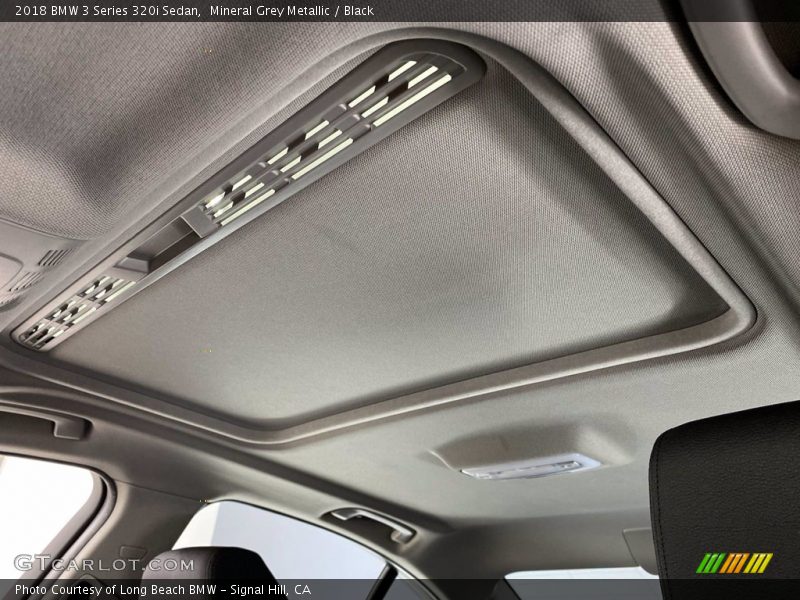 Mineral Grey Metallic / Black 2018 BMW 3 Series 320i Sedan