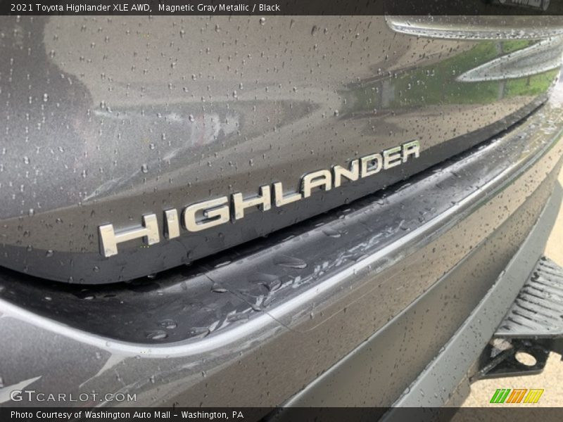 Magnetic Gray Metallic / Black 2021 Toyota Highlander XLE AWD