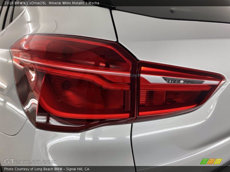 Mineral White Metallic / Mocha 2018 BMW X1 xDrive28i