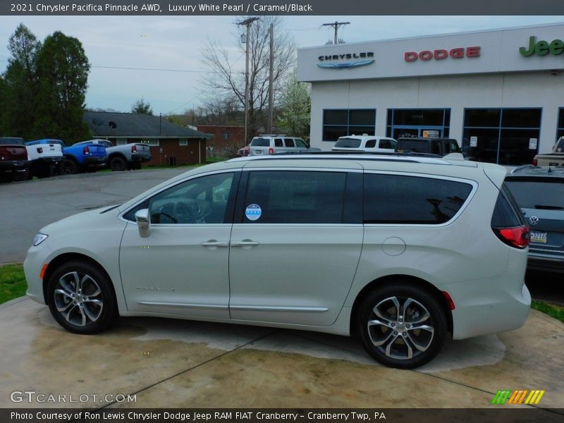 Luxury White Pearl / Caramel/Black 2021 Chrysler Pacifica Pinnacle AWD