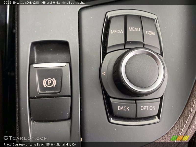 Controls of 2018 X1 xDrive28i