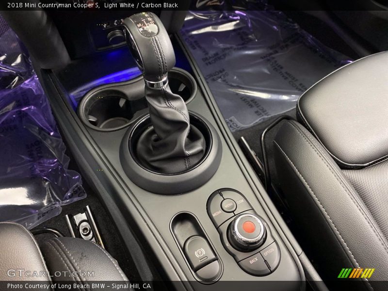 Light White / Carbon Black 2018 Mini Countryman Cooper S