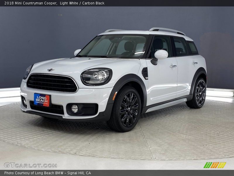 Light White / Carbon Black 2018 Mini Countryman Cooper
