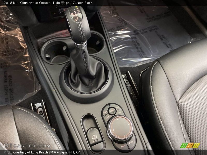 Light White / Carbon Black 2018 Mini Countryman Cooper
