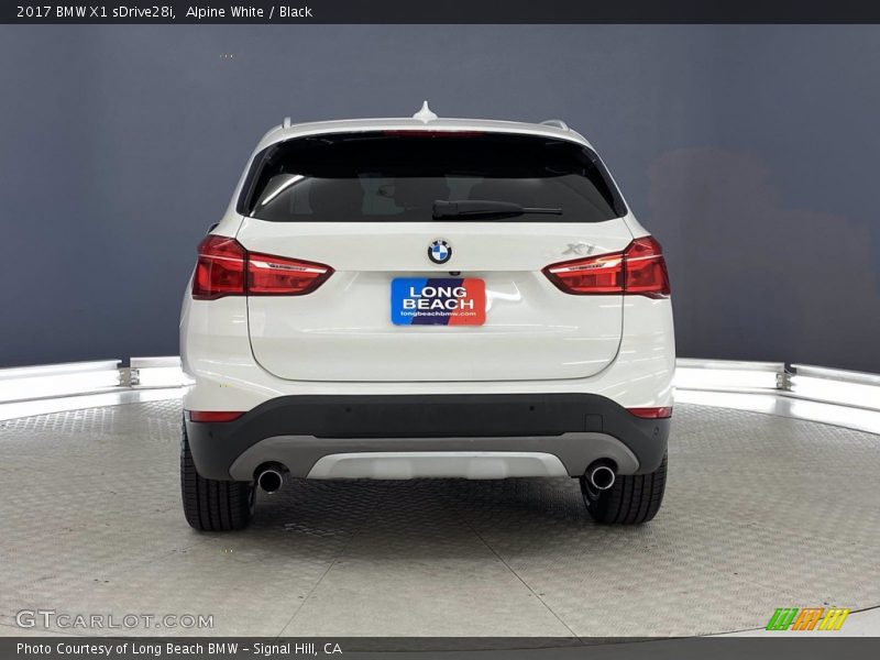 Alpine White / Black 2017 BMW X1 sDrive28i