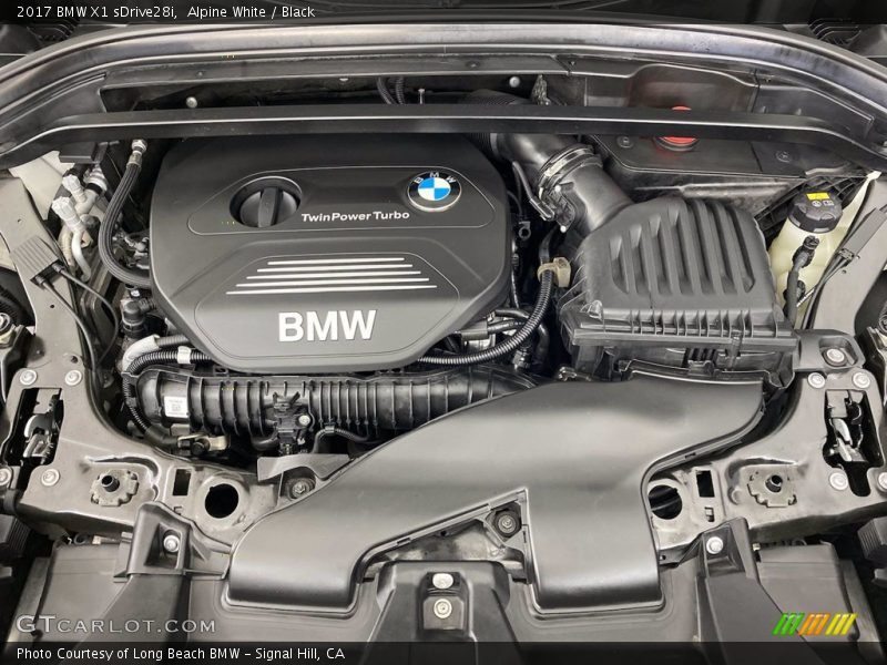 Alpine White / Black 2017 BMW X1 sDrive28i