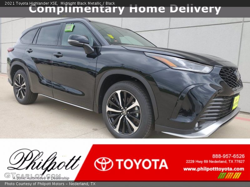 Midnight Black Metallic / Black 2021 Toyota Highlander XSE