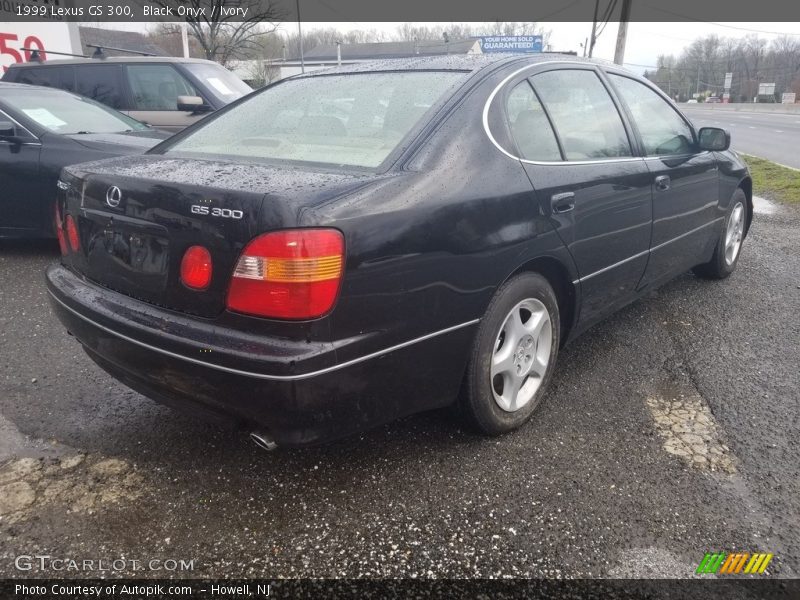 Black Onyx / Ivory 1999 Lexus GS 300