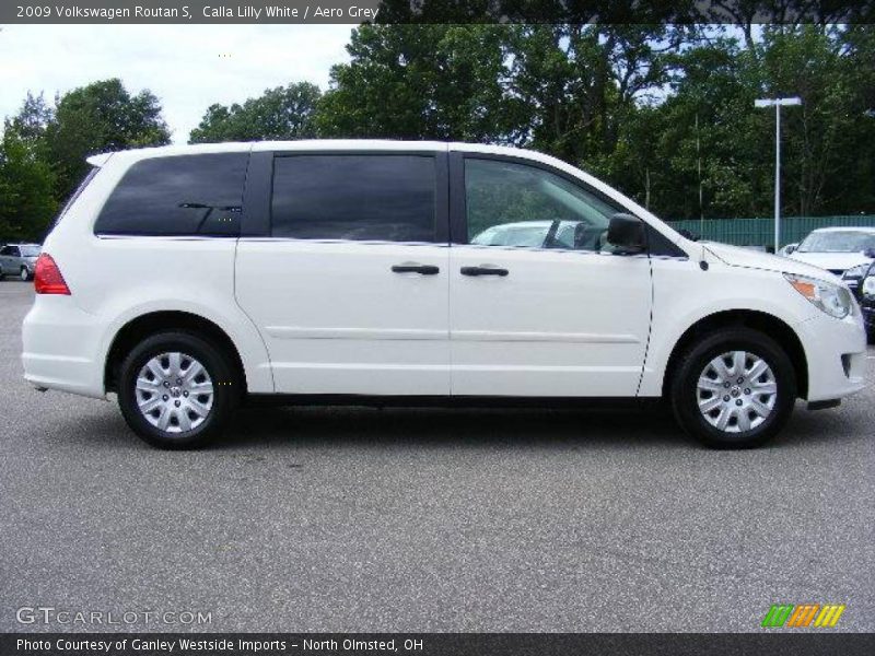 Calla Lilly White / Aero Grey 2009 Volkswagen Routan S