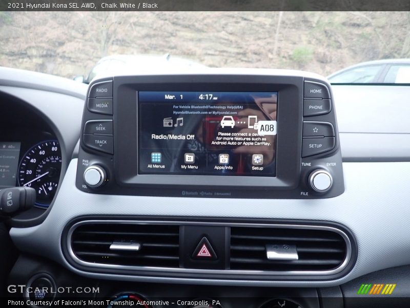 Chalk White / Black 2021 Hyundai Kona SEL AWD