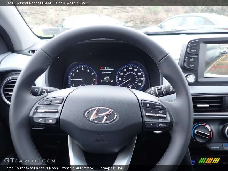 Chalk White / Black 2021 Hyundai Kona SEL AWD