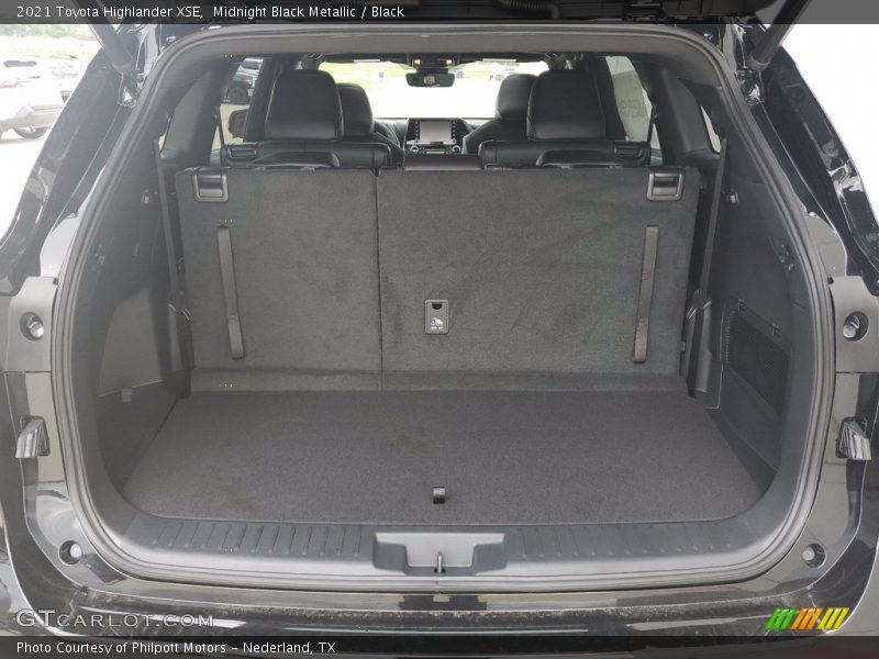 Midnight Black Metallic / Black 2021 Toyota Highlander XSE