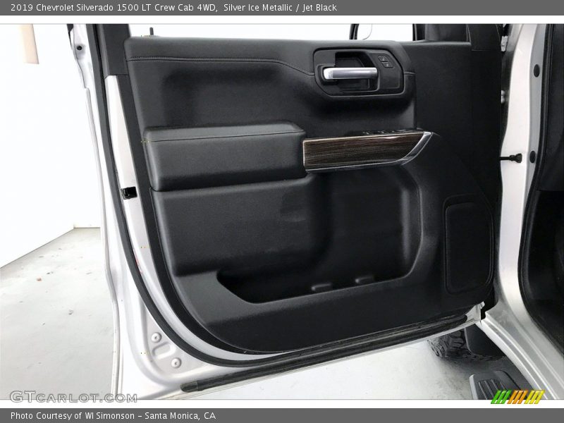 Silver Ice Metallic / Jet Black 2019 Chevrolet Silverado 1500 LT Crew Cab 4WD