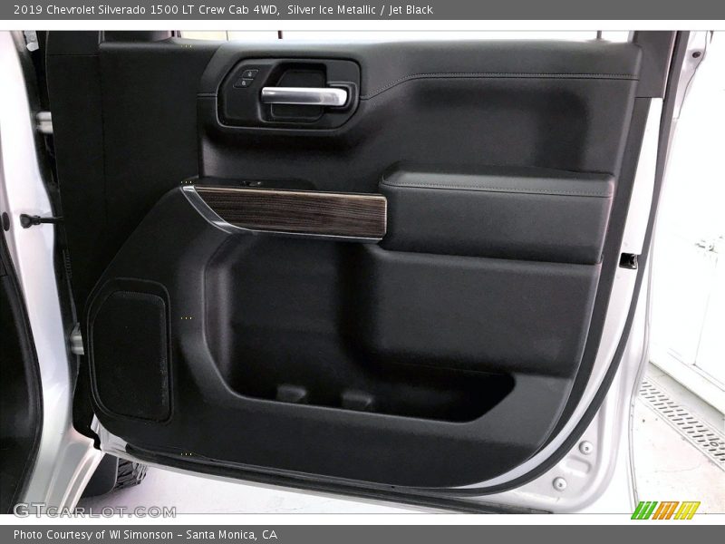 Silver Ice Metallic / Jet Black 2019 Chevrolet Silverado 1500 LT Crew Cab 4WD