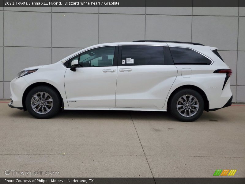 Blizzard White Pearl / Graphite 2021 Toyota Sienna XLE Hybrid
